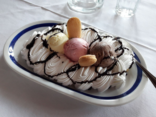 Banana split u banji Vrujci