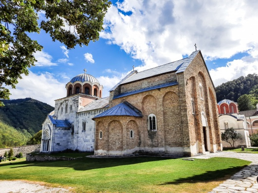 Bogorodičina crkva sa pripratom