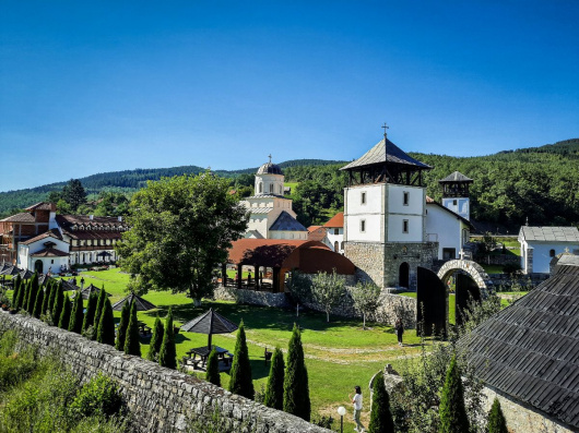 Odmorite se u manastirskom kompleksu